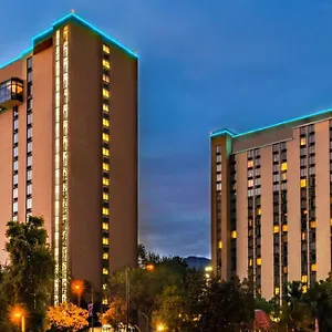 Hotel Burbank Отель